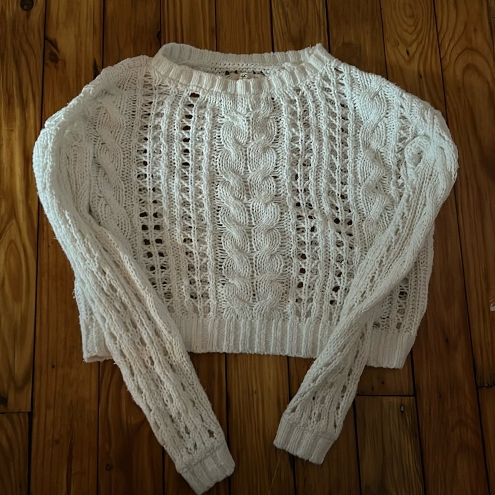 hollister sweater